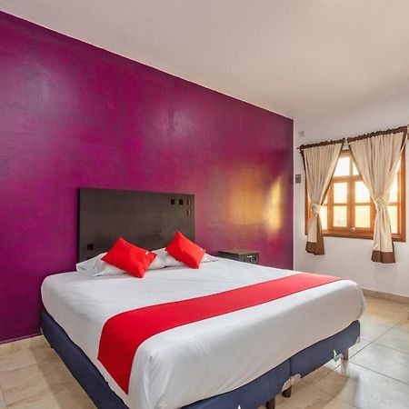 Oyo Hotel Emperadores Inn, Atlixco Exterior photo